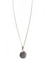 Achat Halskette in Kreisform, vergoldet oder versilbert Crystal and Sage Jewelry
