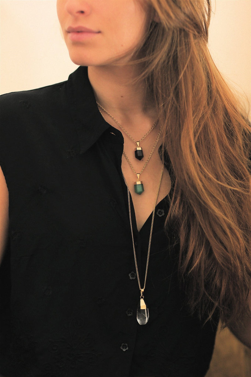 Halskette mit vergoldeter Rosenquarzspitze-Halskette Crystal and Sage Jewelry