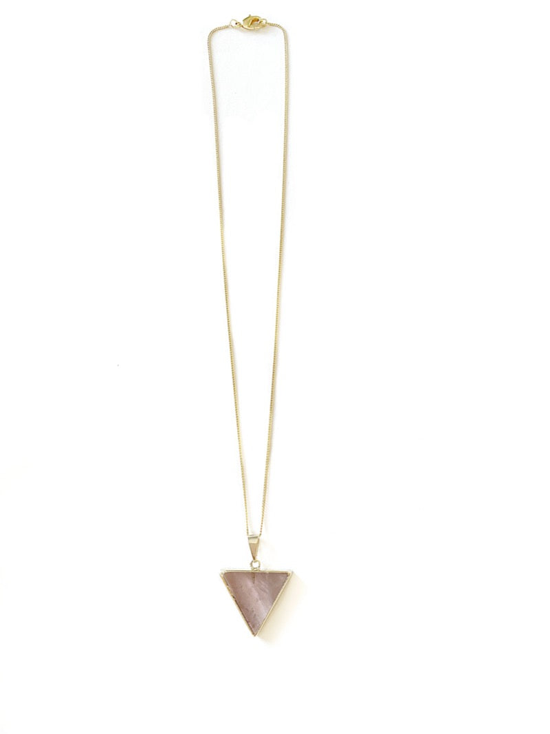 Rosenquarz Edelsteinkette als Dreieck Crystal and Sage Jewelry