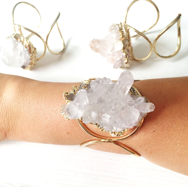Vergoldeter Bergkristall-Armreif Crystal and Sage Jewelry